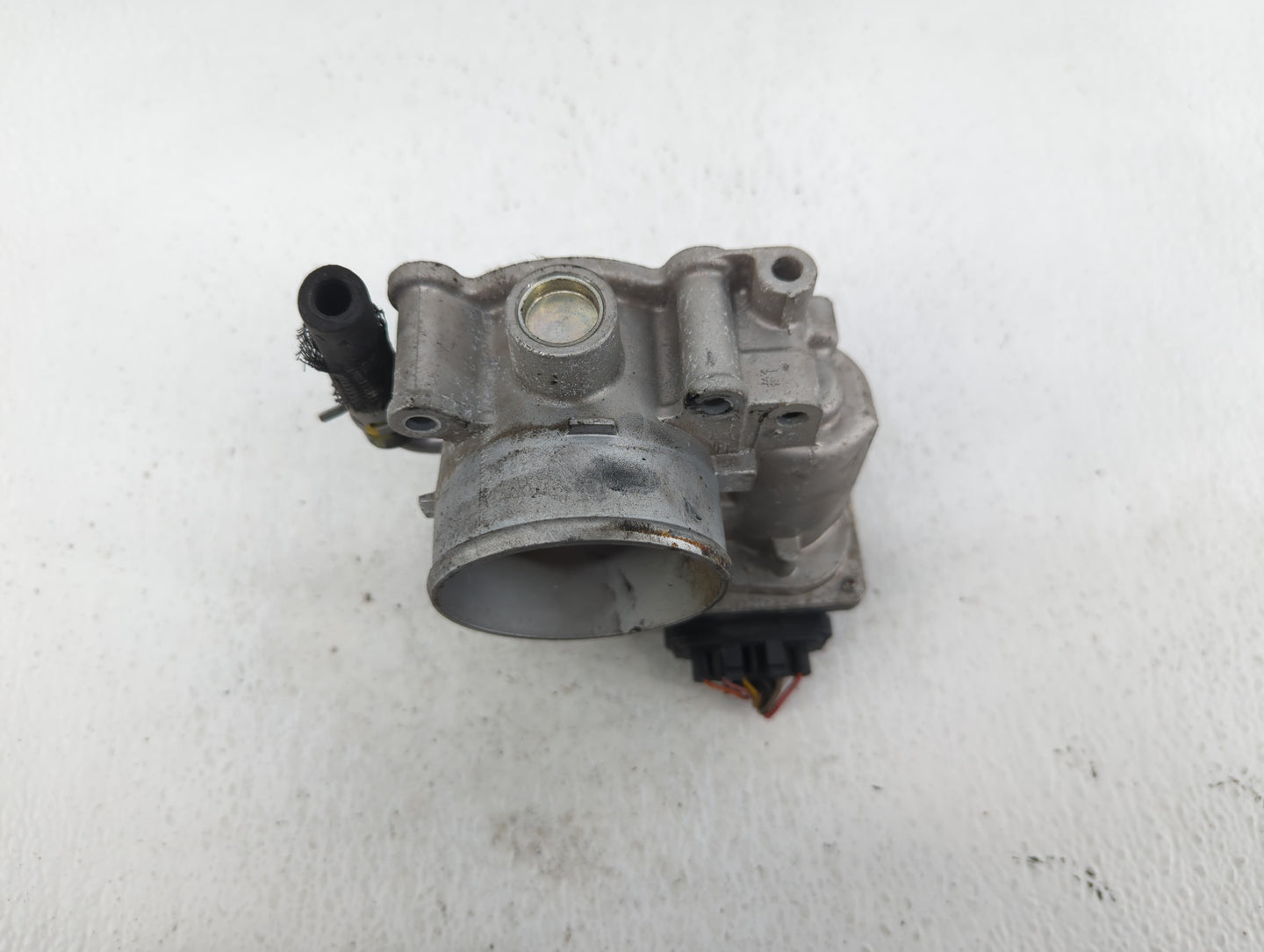 2019 Kia Forte Throttle Body P/N:35100-2E710 Fits OEM Used Auto Parts - Oemusedautoparts1.com