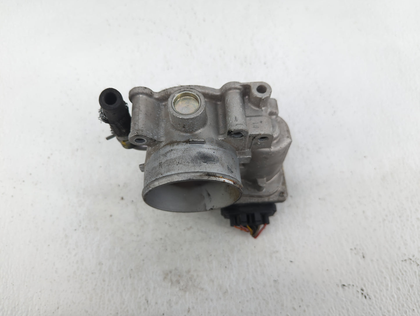2019 Kia Forte Throttle Body P/N:35100-2E710 Fits OEM Used Auto Parts - Oemusedautoparts1.com