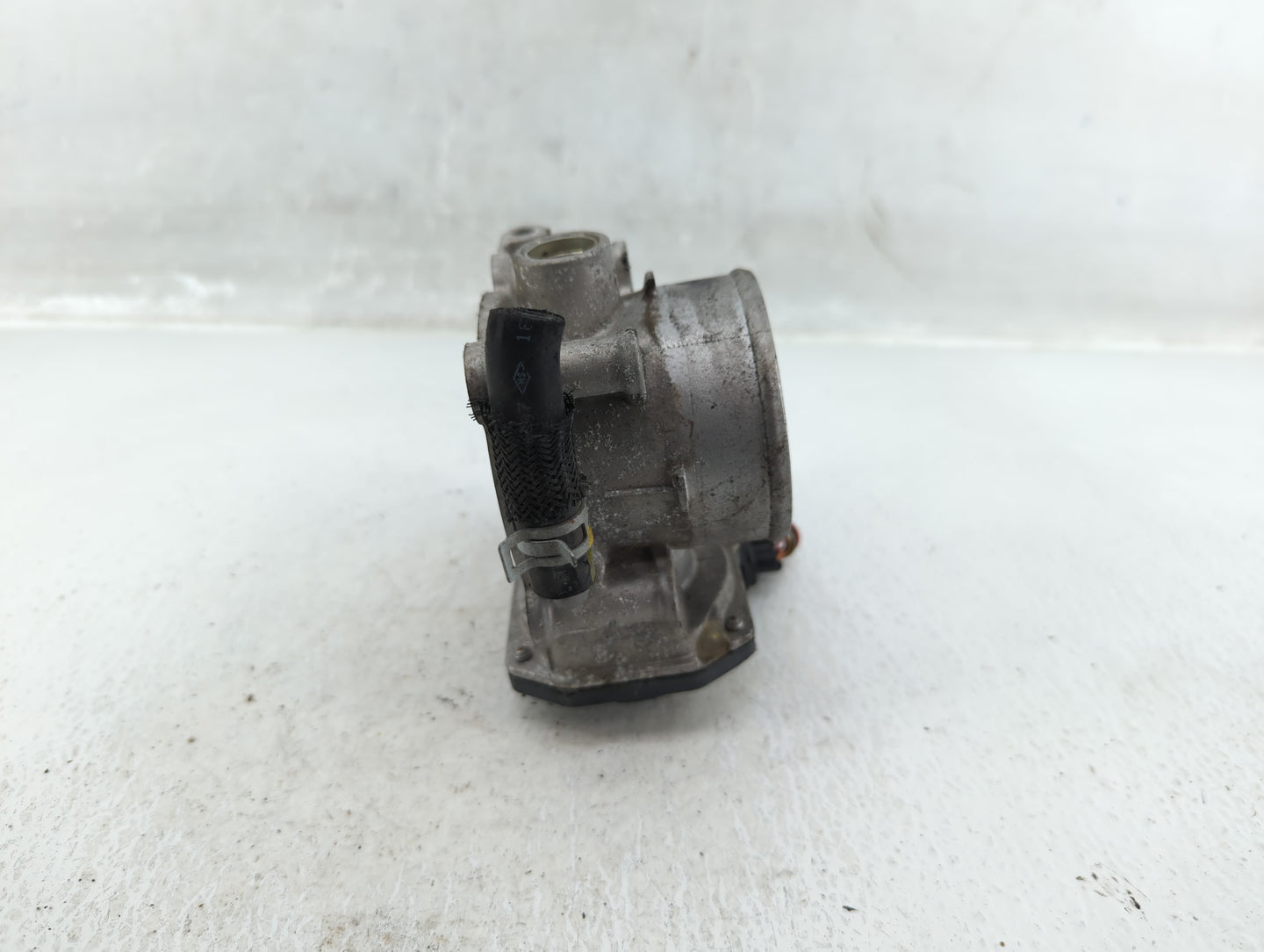 2019 Kia Forte Throttle Body P/N:35100-2E710 Fits OEM Used Auto Parts - Oemusedautoparts1.com