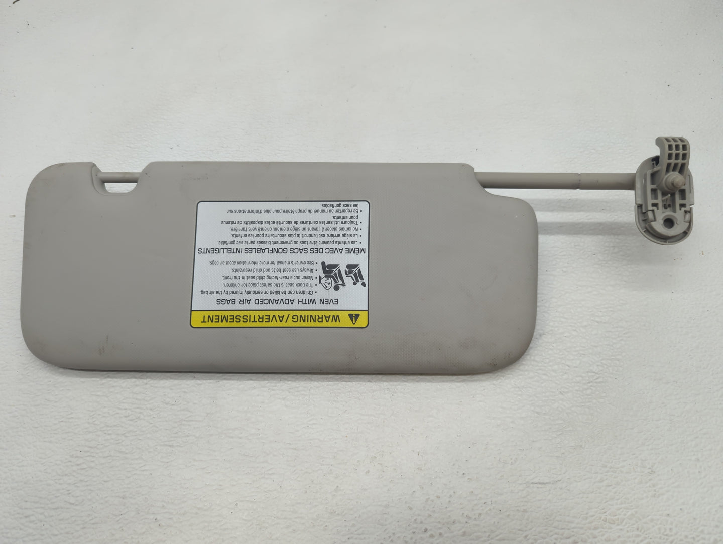2019-2021 Kia Forte Sun Visor Shade Replacement Passenger Right Mirror Fits Fits 2019 2020 2021 OEM Used Auto Parts - Oemuse
