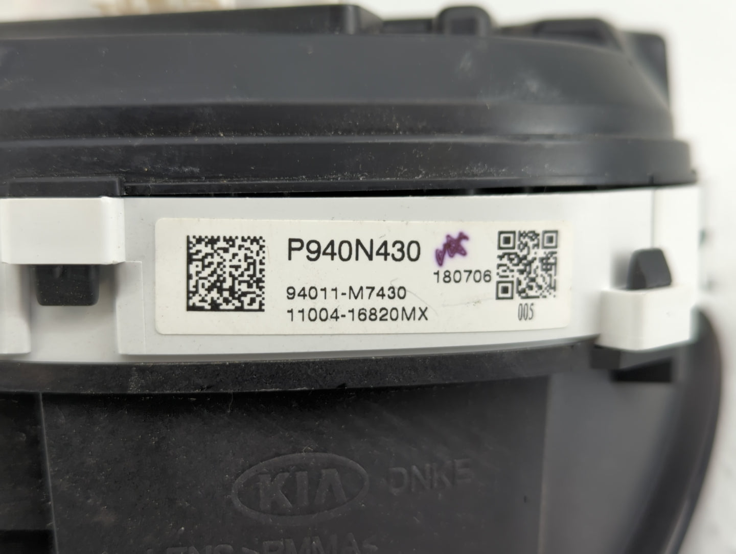 2019-2021 Kia Forte Instrument Cluster Speedometer Gauges P/N:94011-M7430 P940N430 Fits Fits 2019 2020 2021 OEM Used Auto Pa