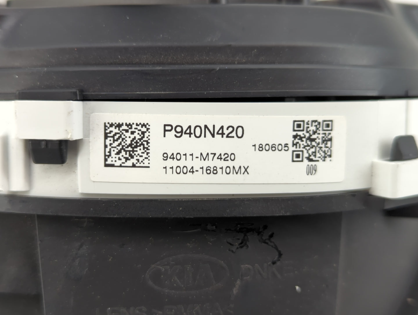 2019-2021 Kia Forte Instrument Cluster Speedometer Gauges P/N:94011-M7420 Fits Fits 2019 2020 2021 OEM Used Auto Parts - Oem