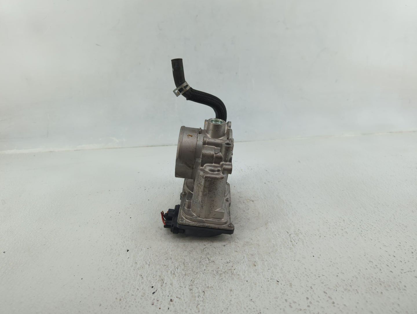 2019 Kia Forte Throttle Body P/N:35100-2E710 Fits OEM Used Auto Parts - Oemusedautoparts1.com