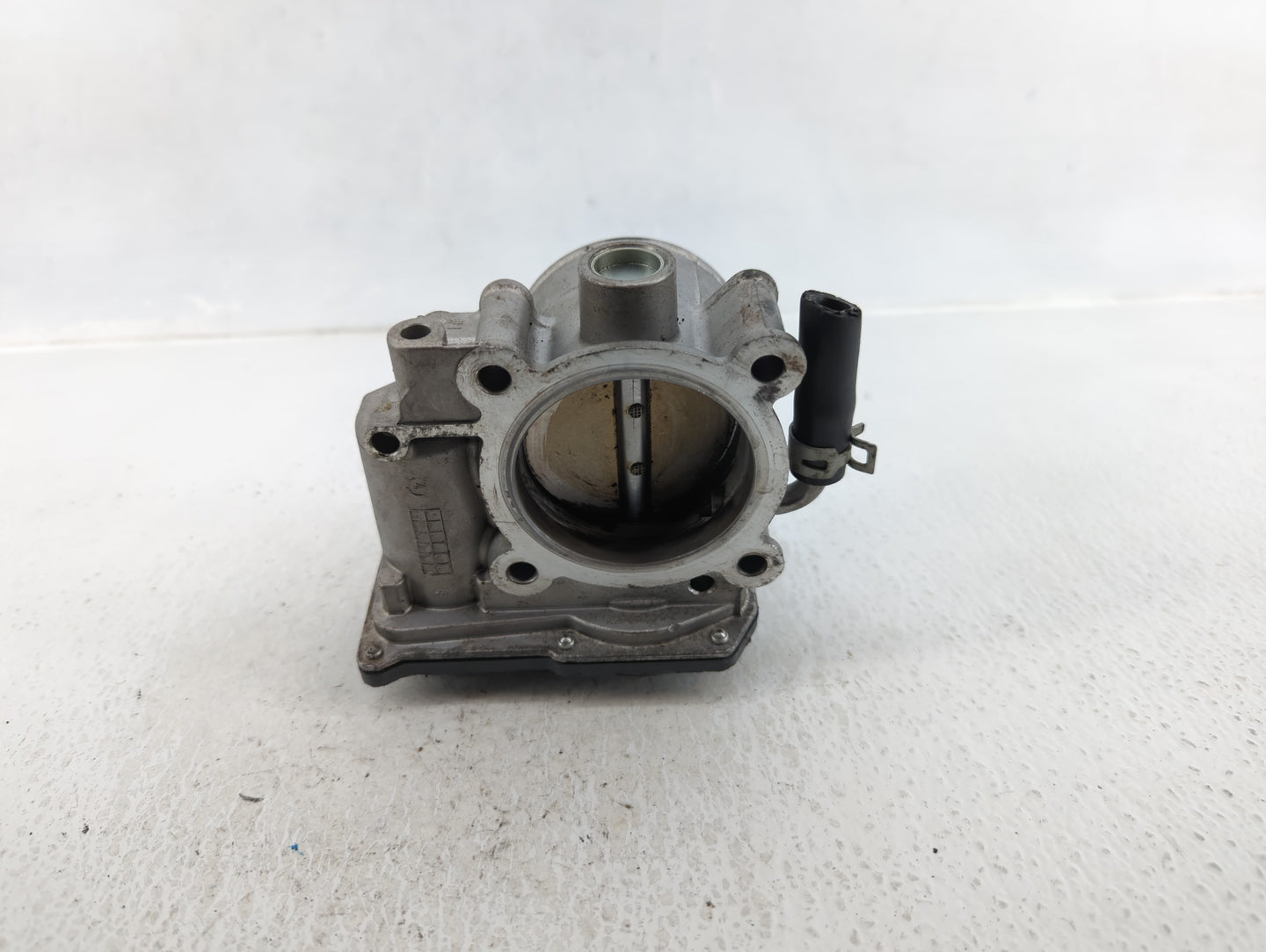 2019 Kia Forte Throttle Body P/N:35100-2E710 Fits OEM Used Auto Parts - Oemusedautoparts1.com