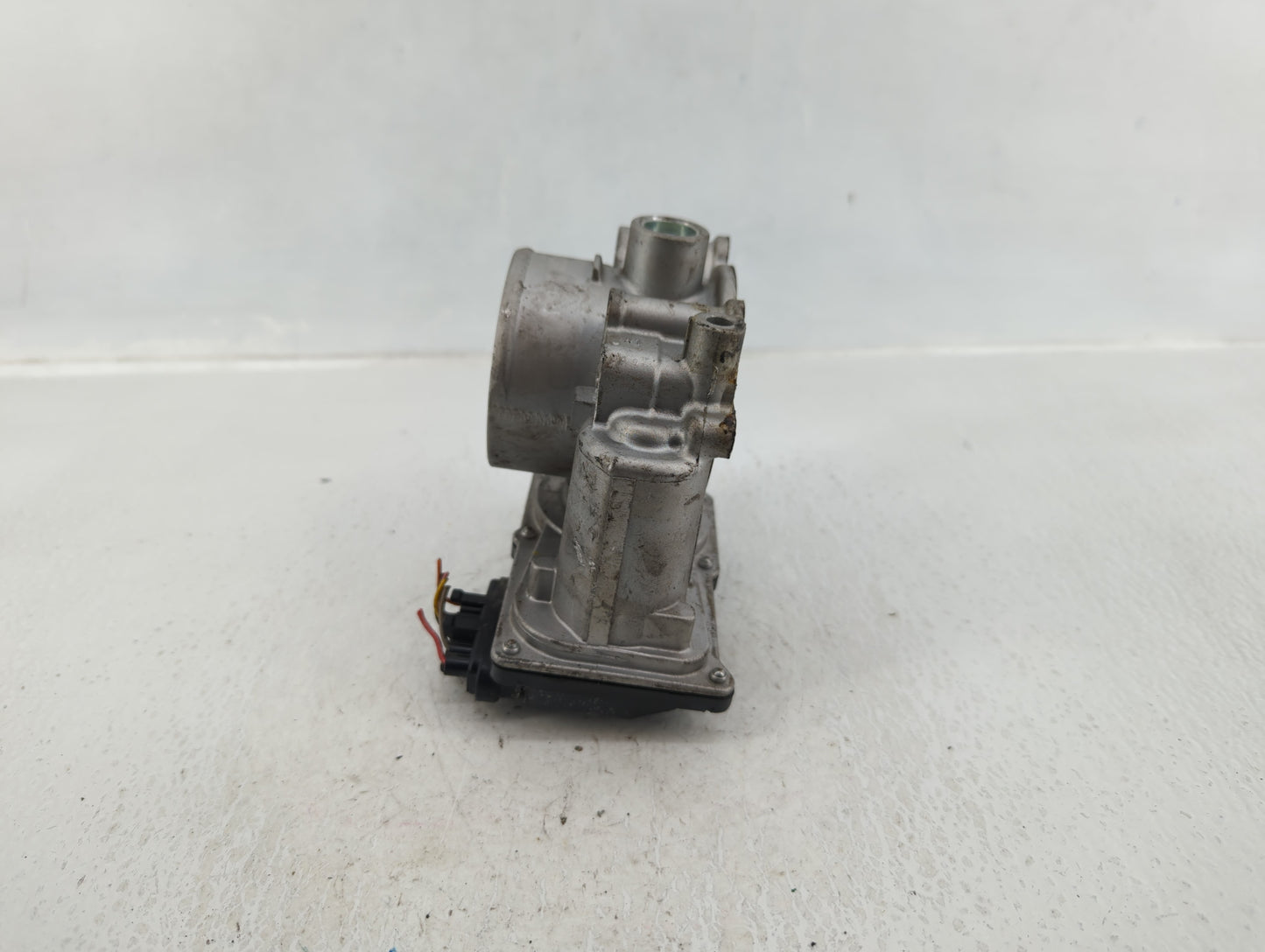 2019 Kia Forte Throttle Body P/N:35100-2E710 Fits OEM Used Auto Parts - Oemusedautoparts1.com