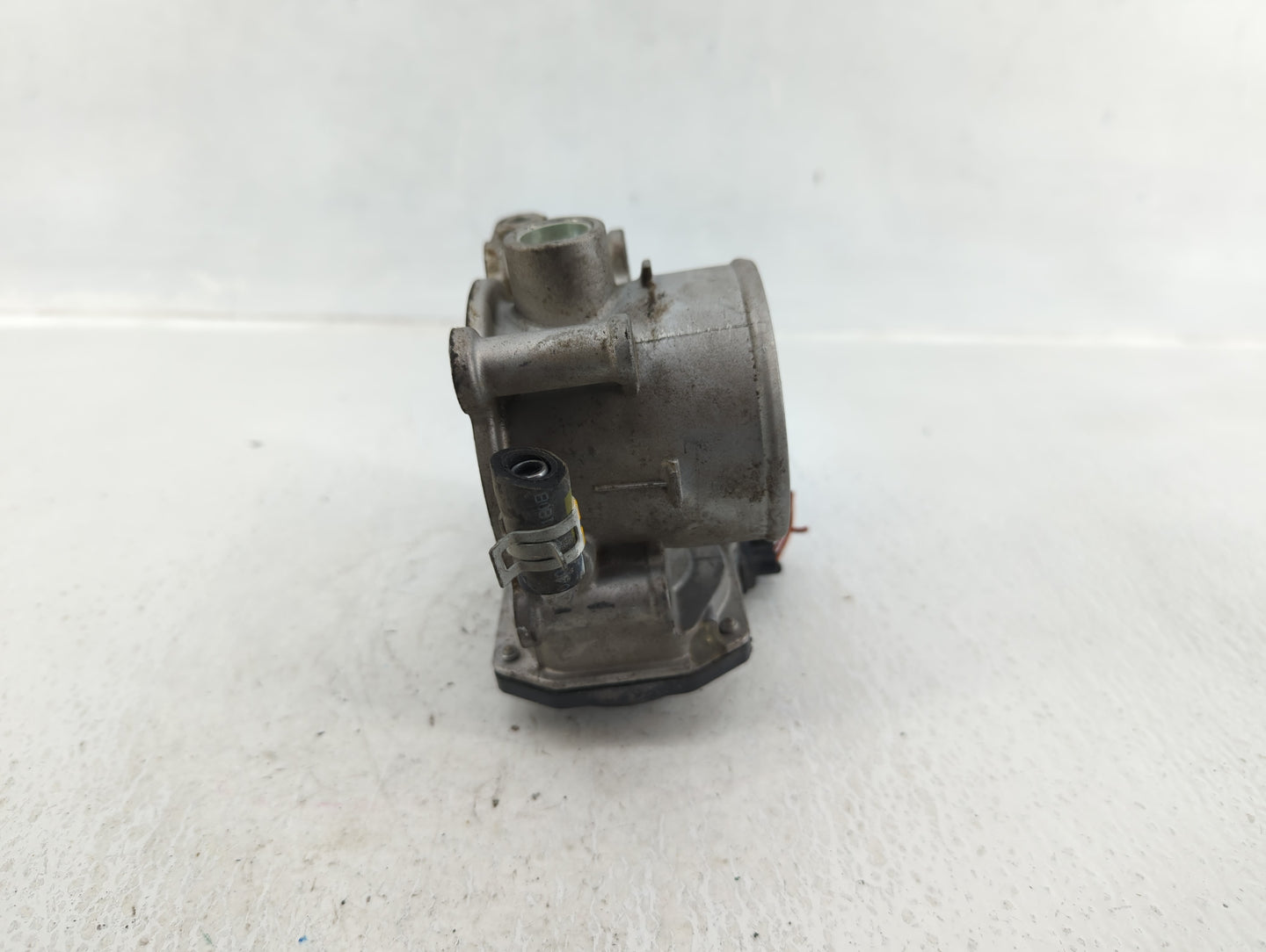 2019 Kia Forte Throttle Body P/N:35100-2E710 Fits OEM Used Auto Parts - Oemusedautoparts1.com