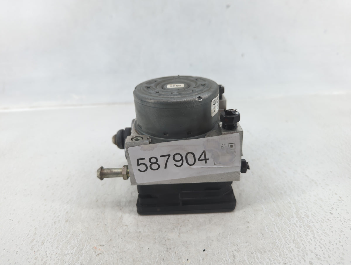 2019-2021 Kia Forte Anti-Lock Brake ABS Pump Module Actuator OEM P/N:58900-M7200 Fits Fits 2019 2020 2021 OEM Used Auto Part