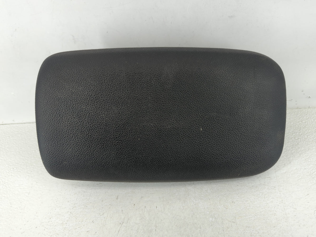 2019-2022 Kia Forte Center Console Armrest Cover Lid Black 625386 - Oemusedautoparts1.com