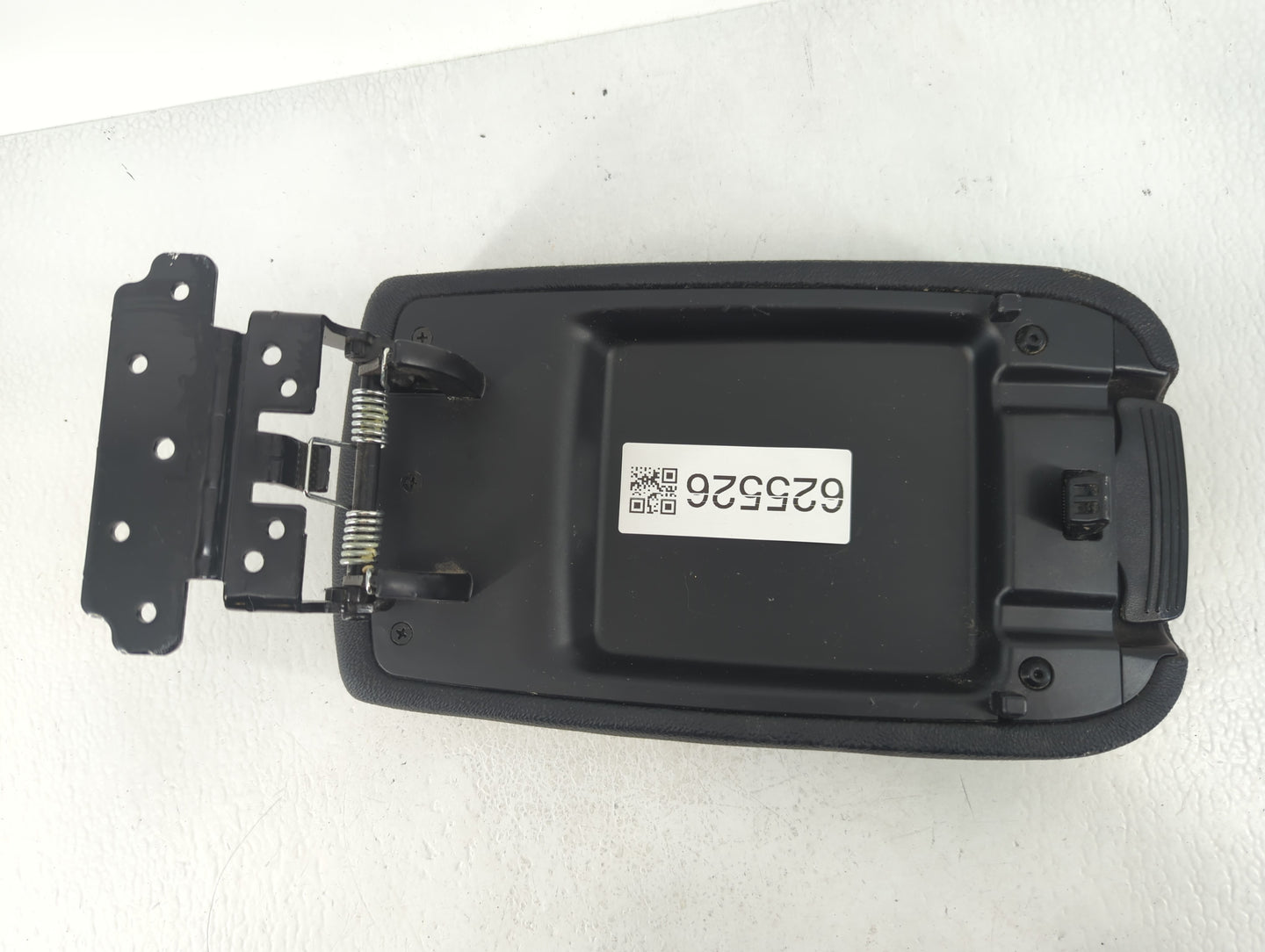 2019 Kia Forte Center Console Armrest Cover Lid Black - Oemusedautoparts1.com