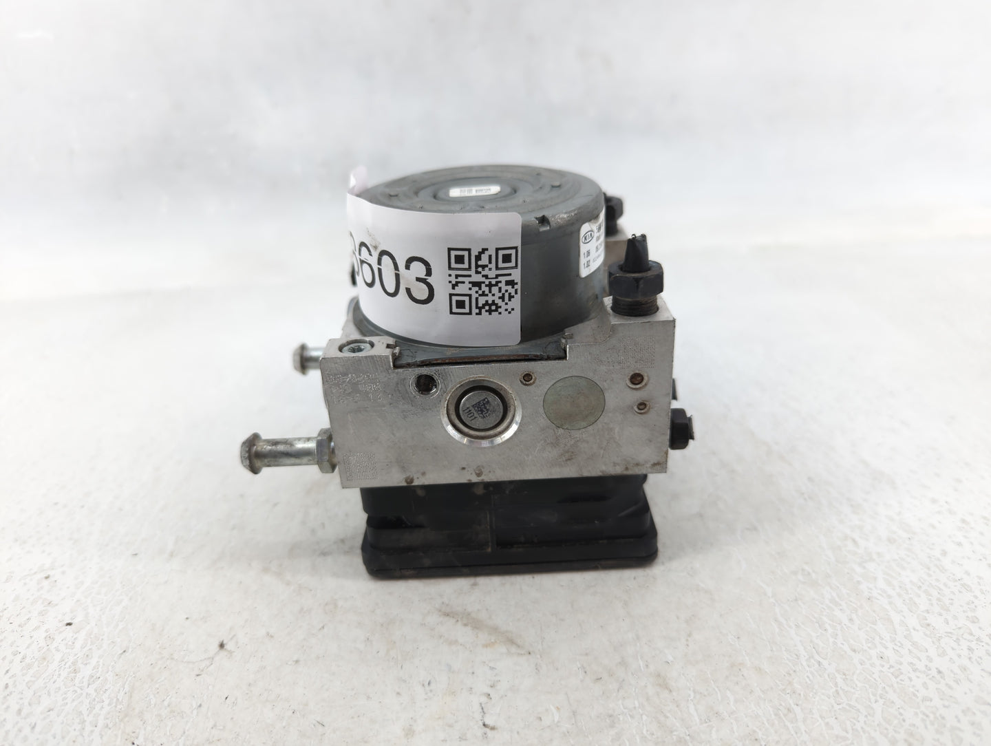 2019-2021 Kia Forte ABS Pump Control Module Replacement P/N:58900-M7260 58900-M7200 Fits Fits 2019 2020 2021 OEM Used Auto P