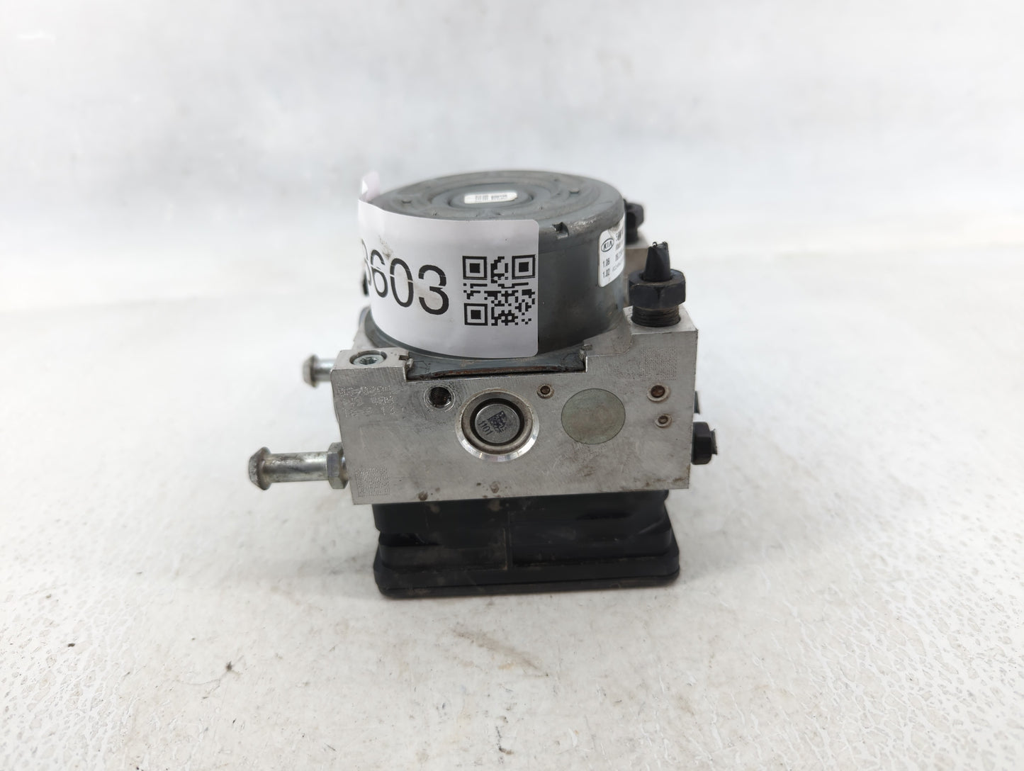 2019-2021 Kia Forte ABS Pump Control Module Replacement P/N:58900-M7260 58900-M7200 Fits Fits 2019 2020 2021 OEM Used Auto P