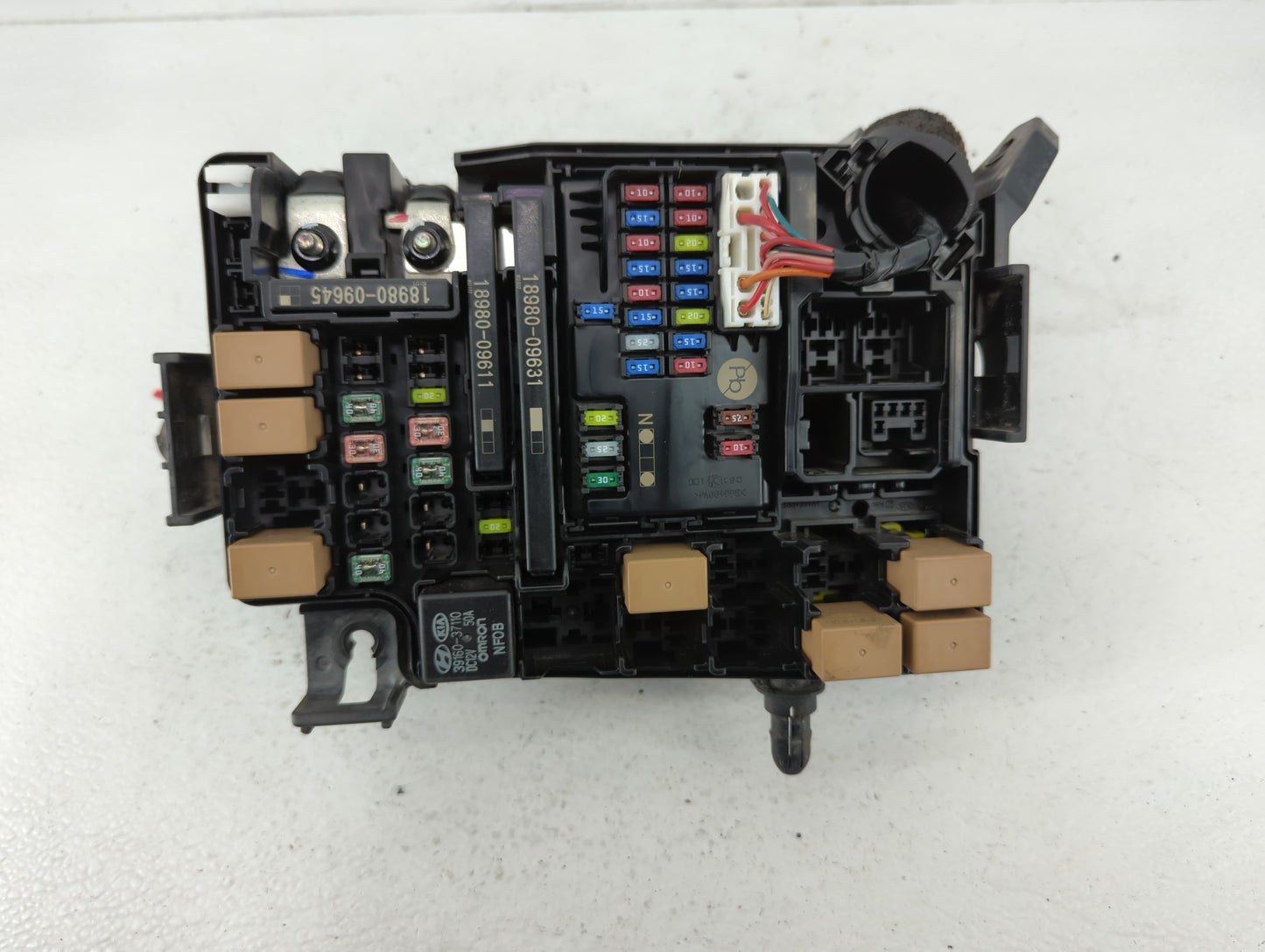 2019-2020 Kia Forte Fusebox Fuse Box Panel Relay Module P/N:91431 M7051 Fits Fits 2019 2020 OEM Used Auto Parts - Oemusedaut