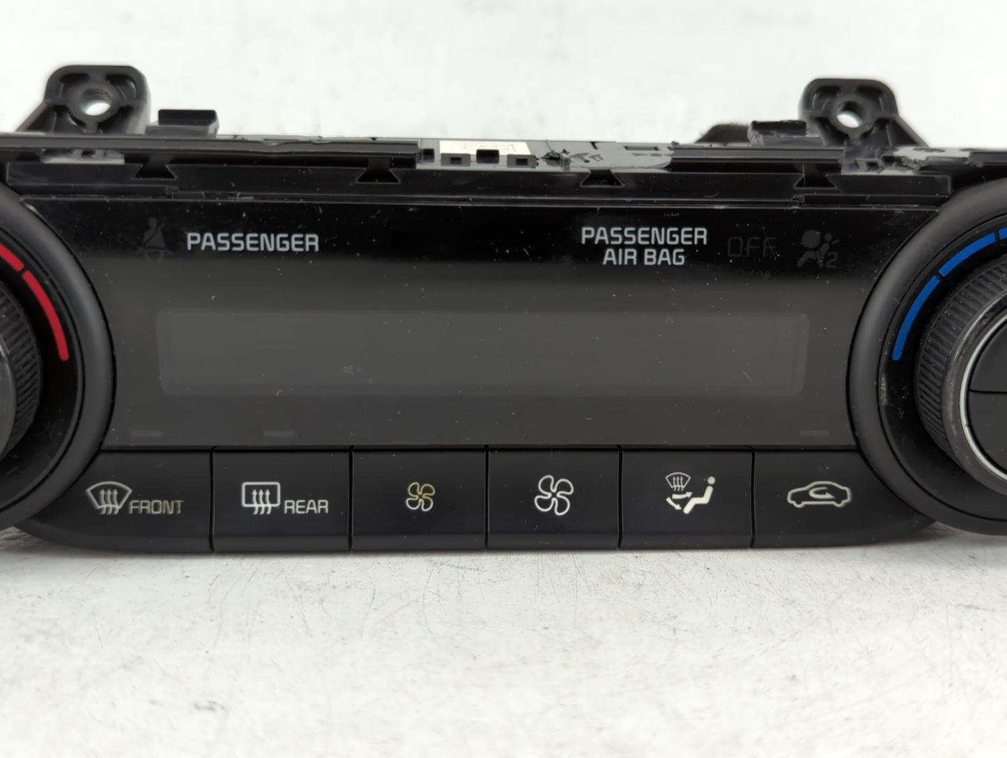 2019-2021 Kia Forte Climate Control Module Temperature AC/Heater Replacement P/N:97250-M6130GB Fits Fits 2019 2020 2021 OEM 