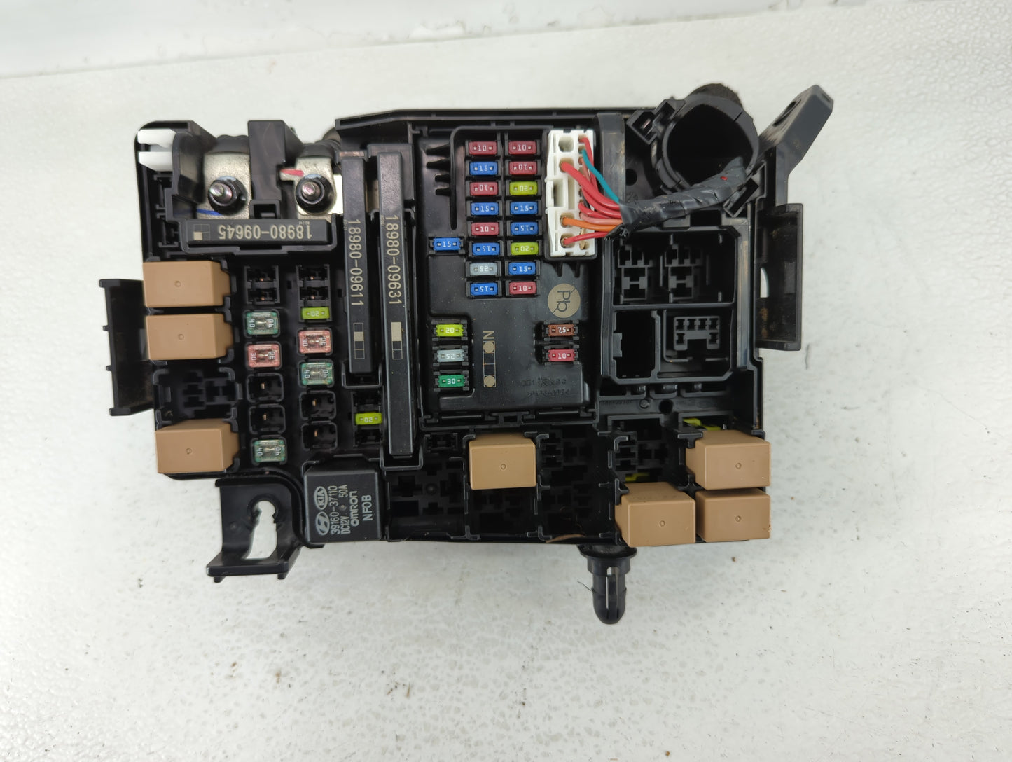 2019-2020 Kia Forte Fusebox Fuse Box Panel Relay Module P/N:91431 M7051 Fits Fits 2019 2020 OEM Used Auto Parts - Oemusedaut