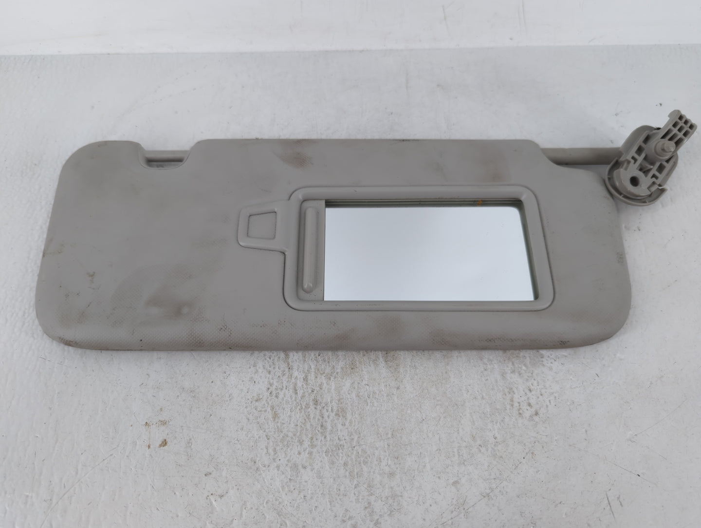 2019-2021 Kia Forte Sun Visor Shade Replacement Passenger Right Mirror Fits Fits 2019 2020 2021 OEM Used Auto Parts - Oemuse