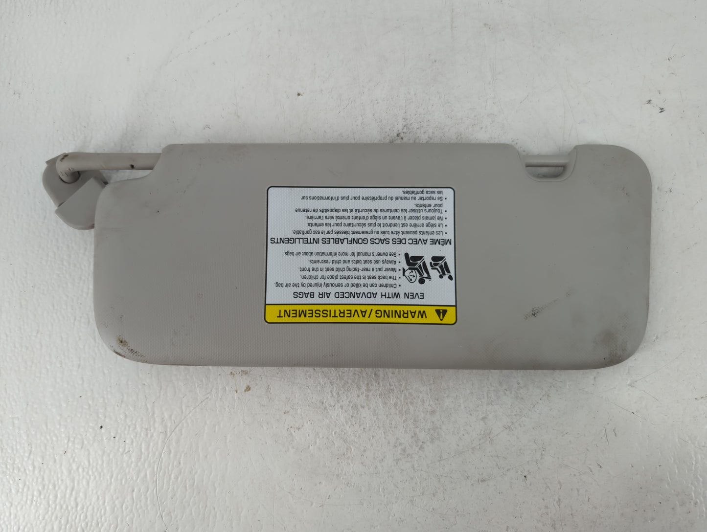 2019-2021 Kia Forte Sun Visor Shade Replacement Passenger Right Mirror Fits Fits 2019 2020 2021 OEM Used Auto Parts - Oemuse