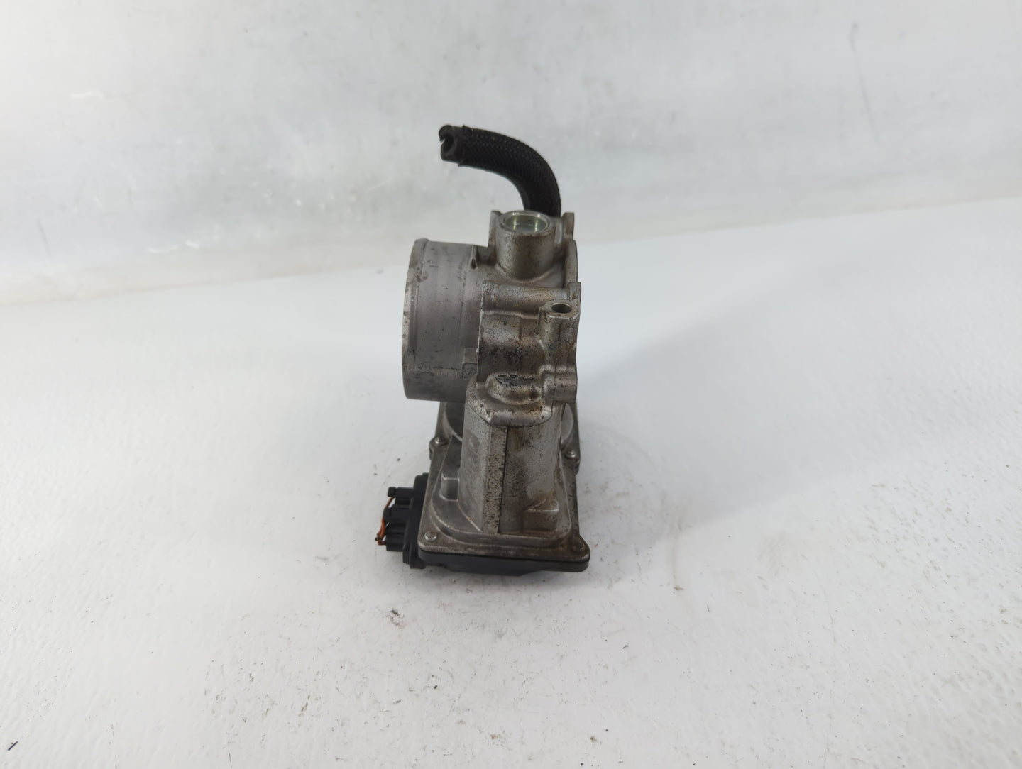 2019 Kia Forte Throttle Body P/N:6100 05B15 35100-2E710 Fits OEM Used Auto Parts - Oemusedautoparts1.com