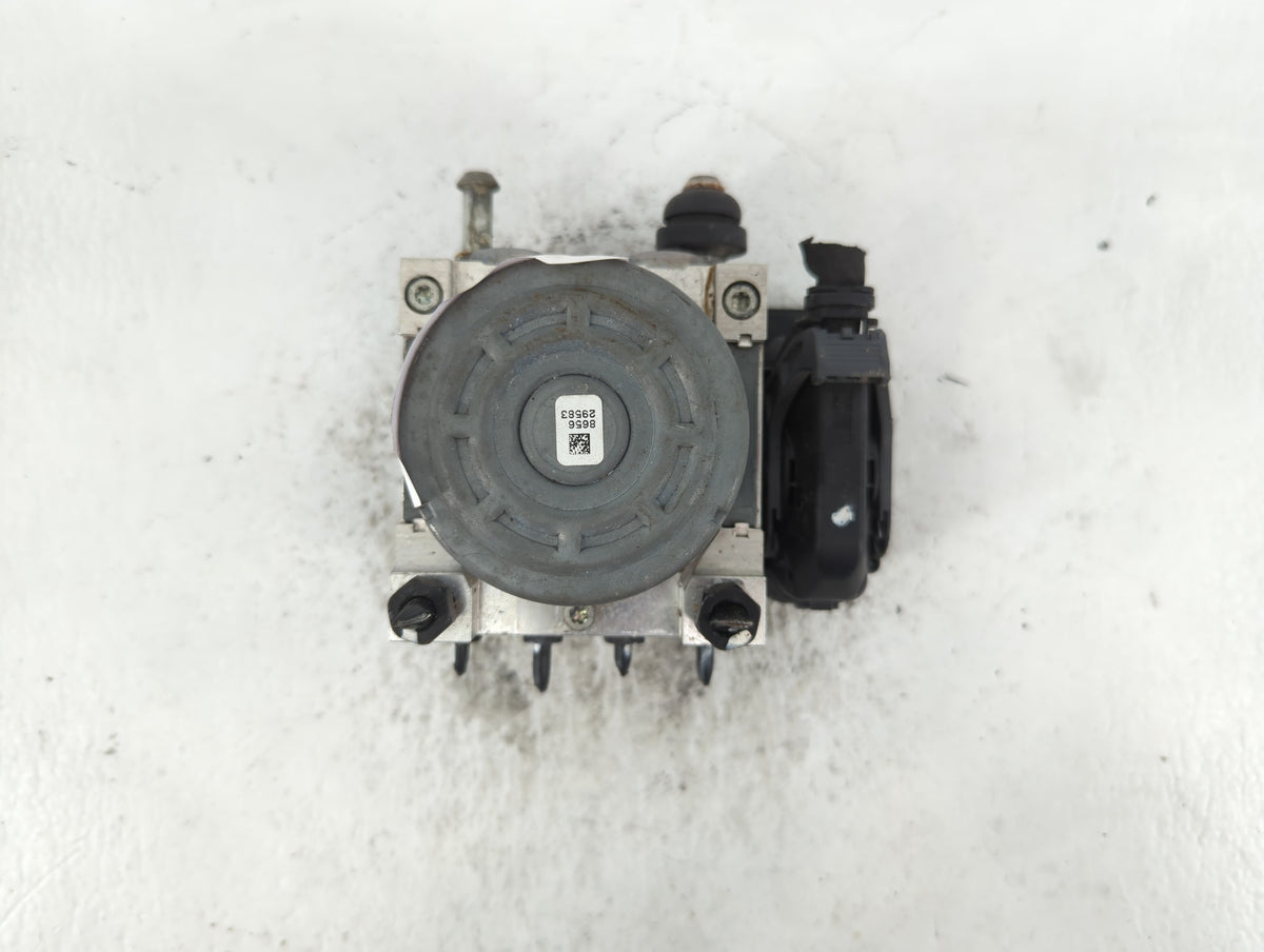 2019-2021 Kia Forte Anti-Lock Brake ABS Pump Module Actuator OEM P/N:58900-M7200 Fits Fits 2019 2020 2021 OEM Used Auto Part