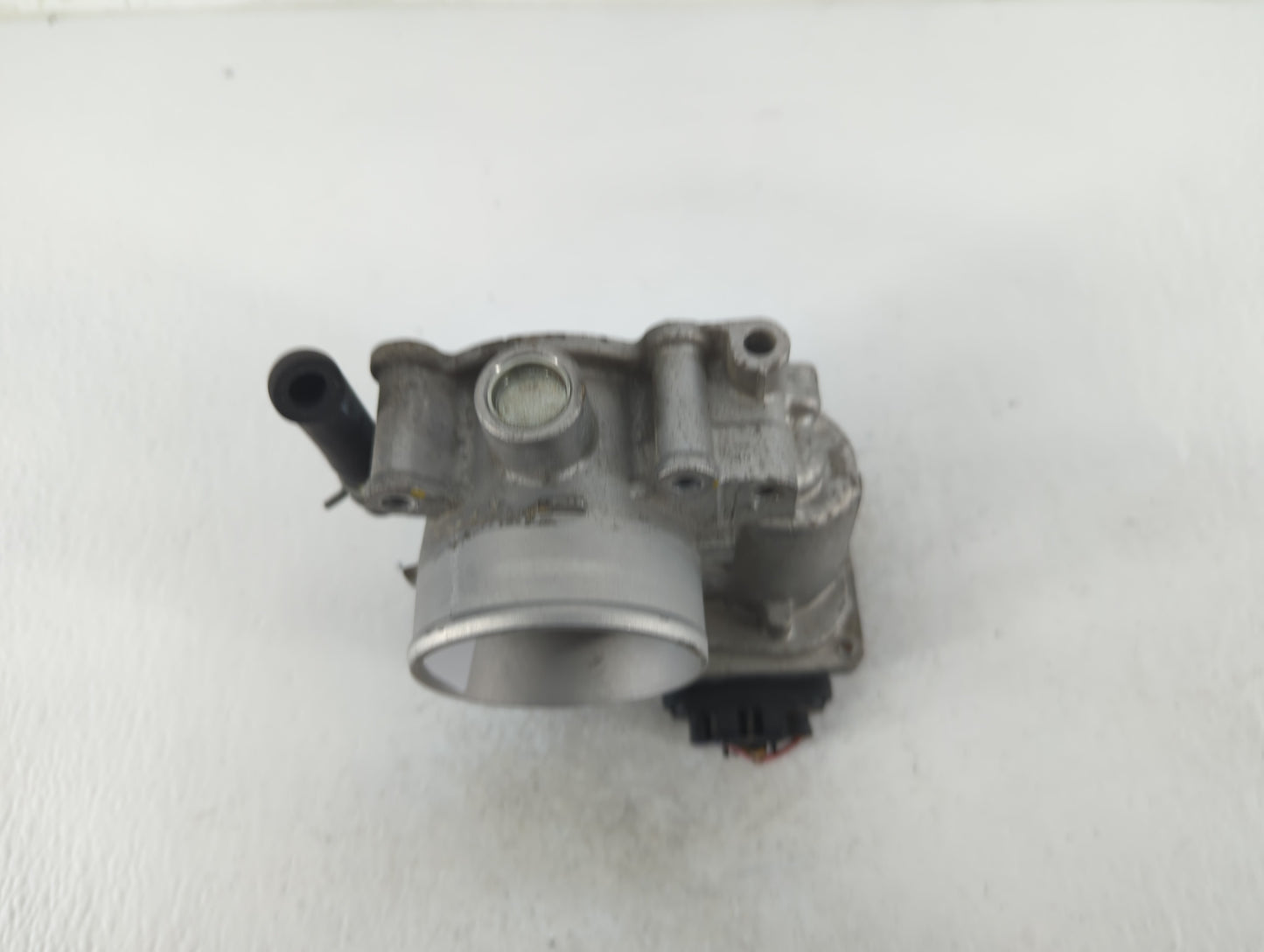 2019 Kia Forte Throttle Body P/N:6100 09B15 35100-2E710 Fits OEM Used Auto Parts - Oemusedautoparts1.com