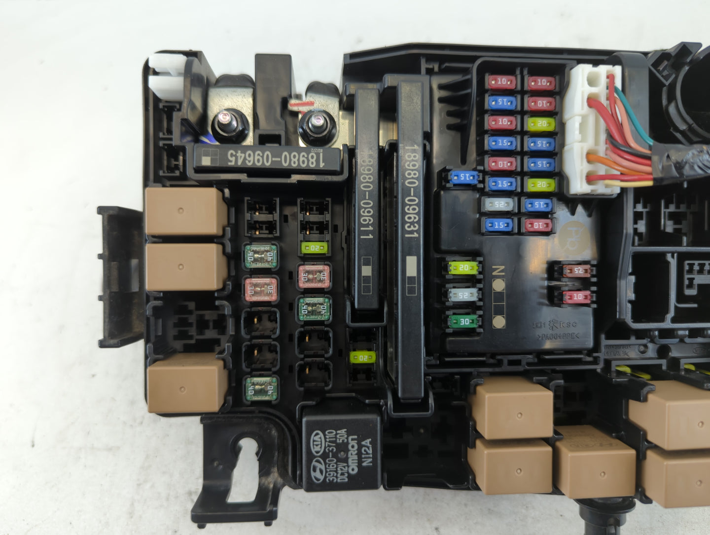 2019-2020 Kia Forte Fusebox Fuse Box Panel Relay Module P/N:91431-M7021 Fits Fits 2019 2020 OEM Used Auto Parts - Oemusedaut