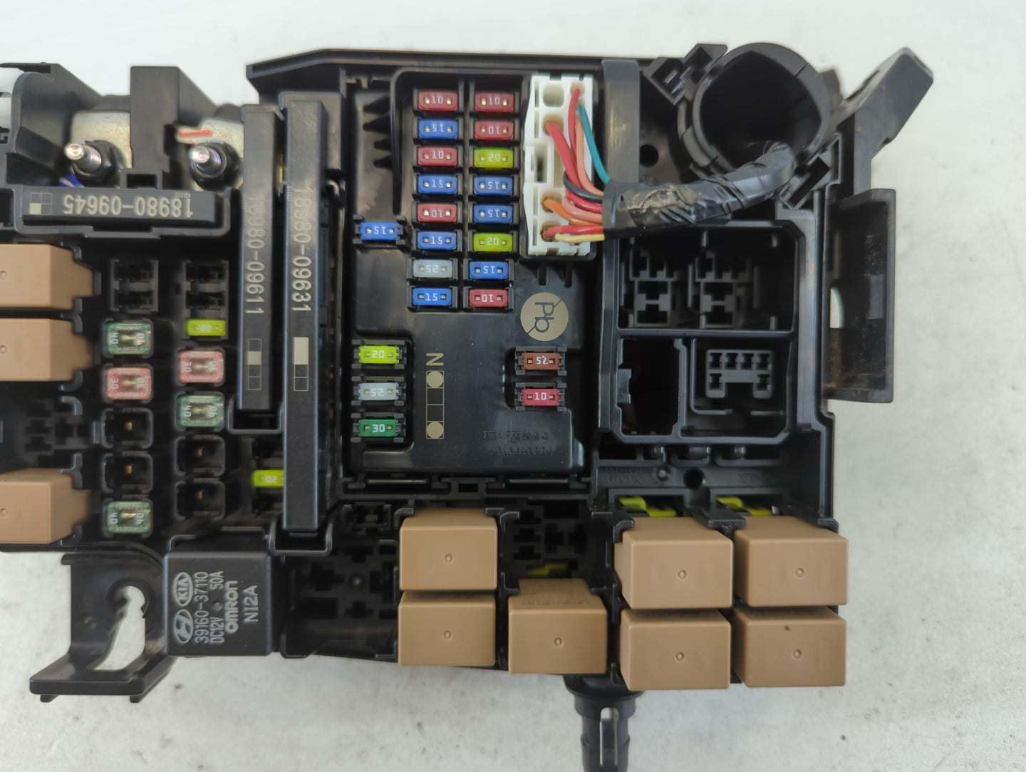 2019-2020 Kia Forte Fusebox Fuse Box Panel Relay Module P/N:91431-M7021 Fits Fits 2019 2020 OEM Used Auto Parts - Oemusedaut
