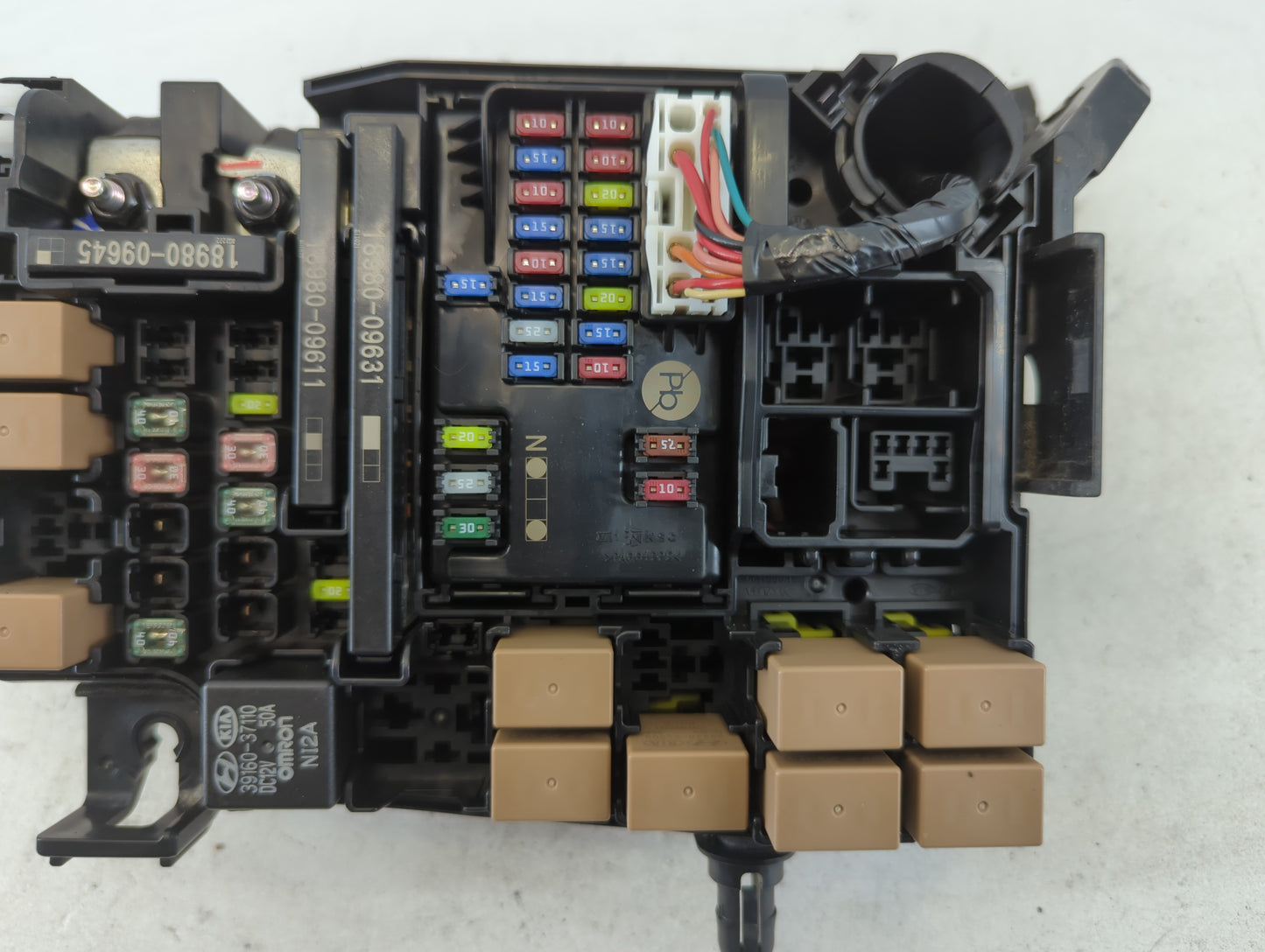 2019-2020 Kia Forte Fusebox Fuse Box Panel Relay Module P/N:91431-M7021 Fits Fits 2019 2020 OEM Used Auto Parts - Oemusedaut