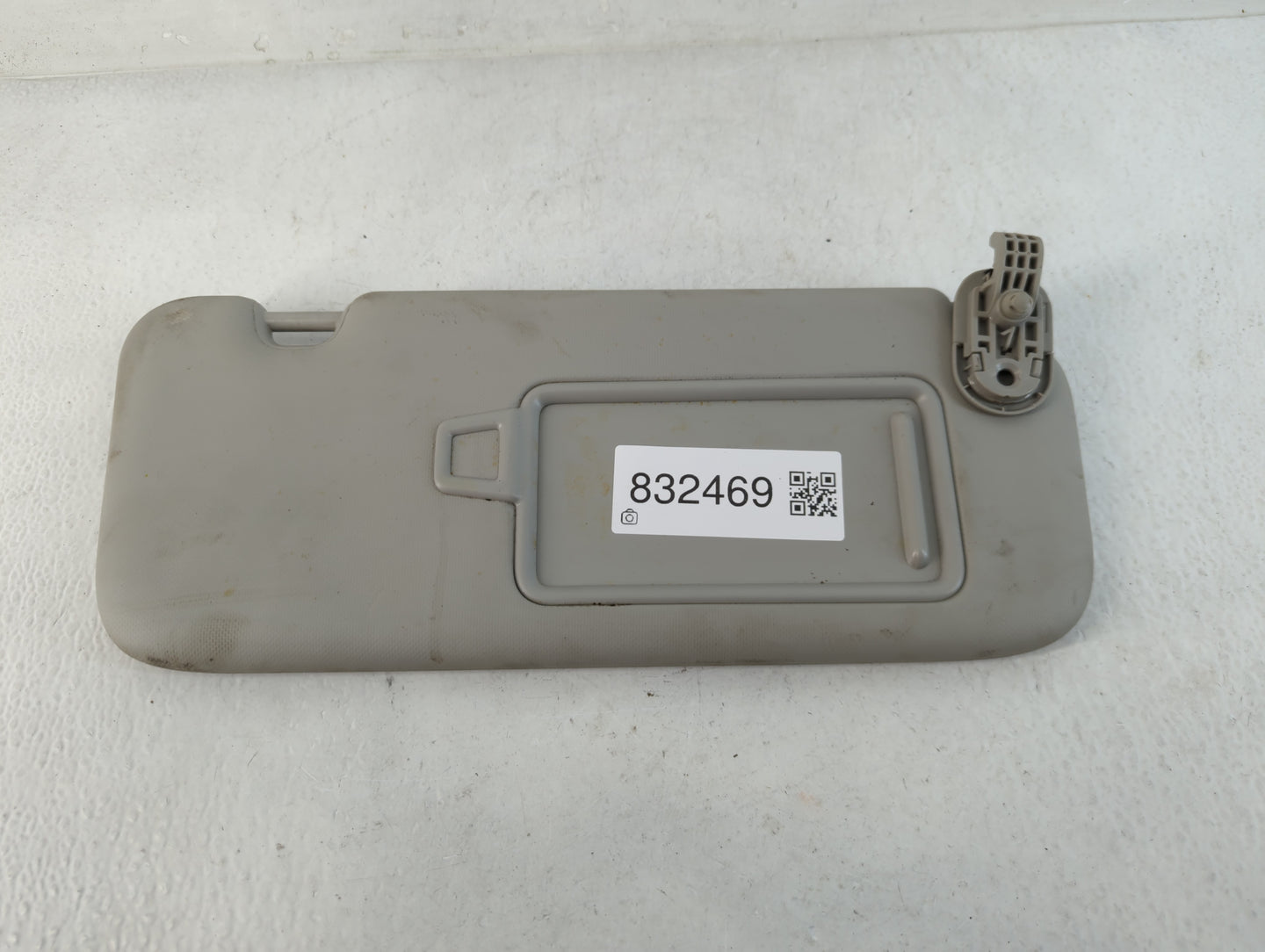 2019-2021 Kia Forte Sun Visor Shade Replacement Passenger Right Mirror Fits Fits 2019 2020 2021 OEM Used Auto Parts - Oemuse
