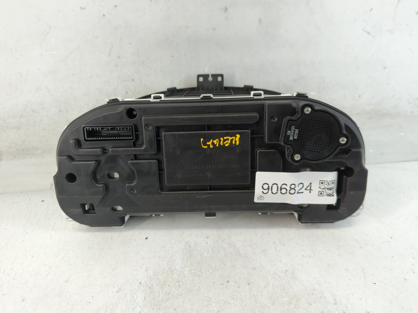 2019-2021 Kia Forte Instrument Cluster Speedometer Gauges P/N:94011-M7430 Fits Fits 2019 2020 2021 OEM Used Auto Parts - Oem