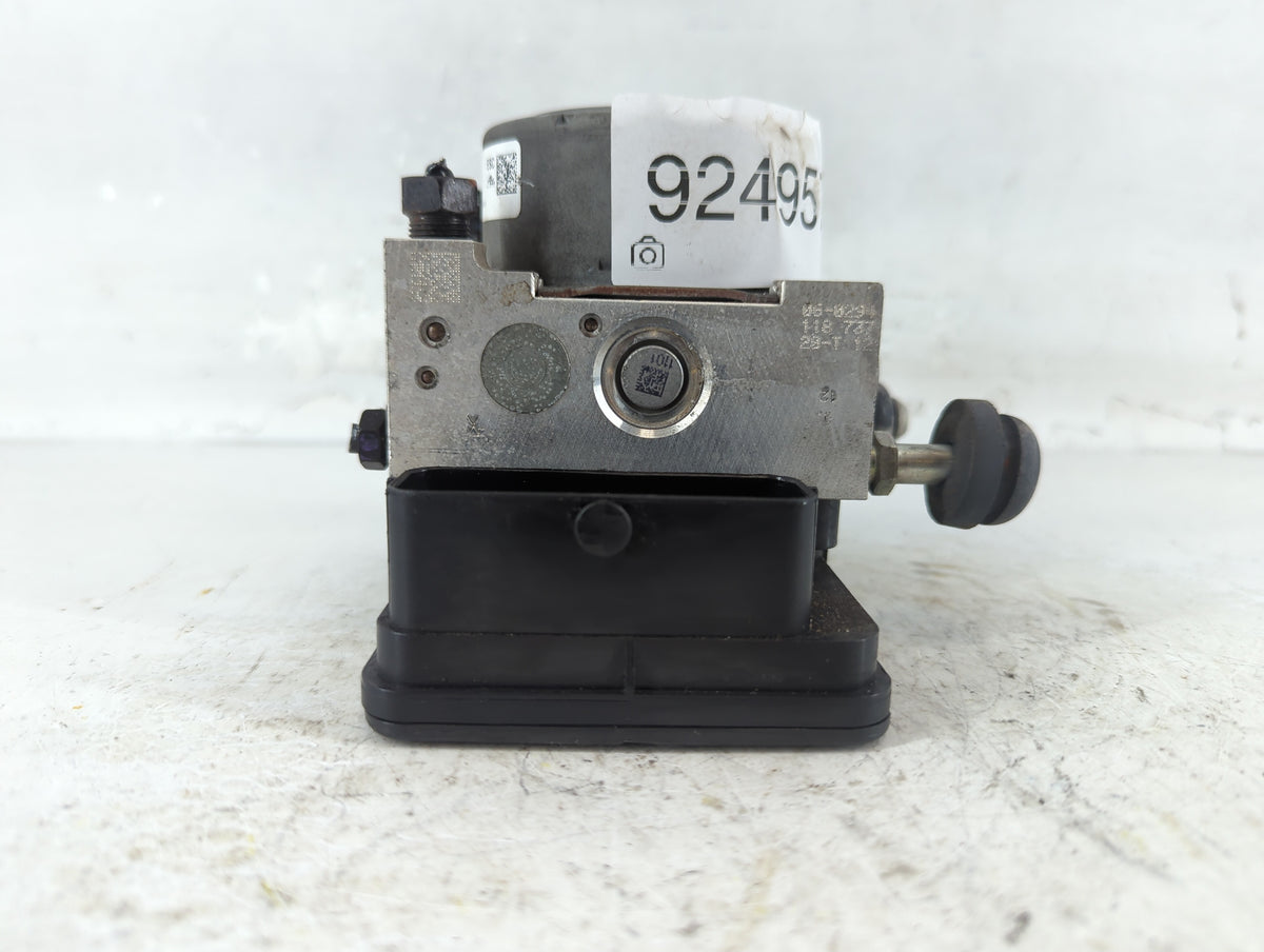 2019-2021 Kia Forte Anti-Lock Brake ABS Pump Module Actuator OEM P/N:58900-M7250 Fits Fits 2019 2020 2021 OEM Used Auto Part