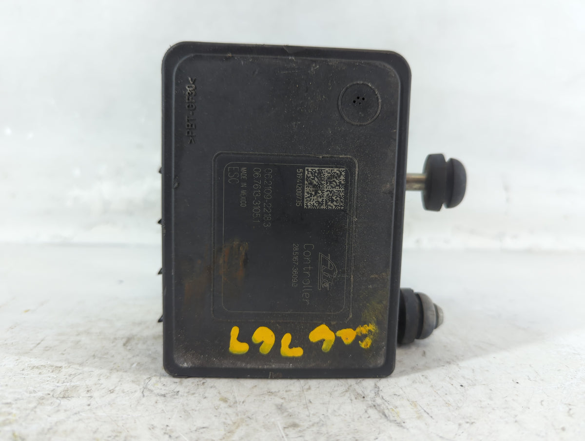 2019-2021 Kia Forte Anti-Lock Brake ABS Pump Module Actuator OEM P/N:58900-M7250 Fits Fits 2019 2020 2021 OEM Used Auto Part