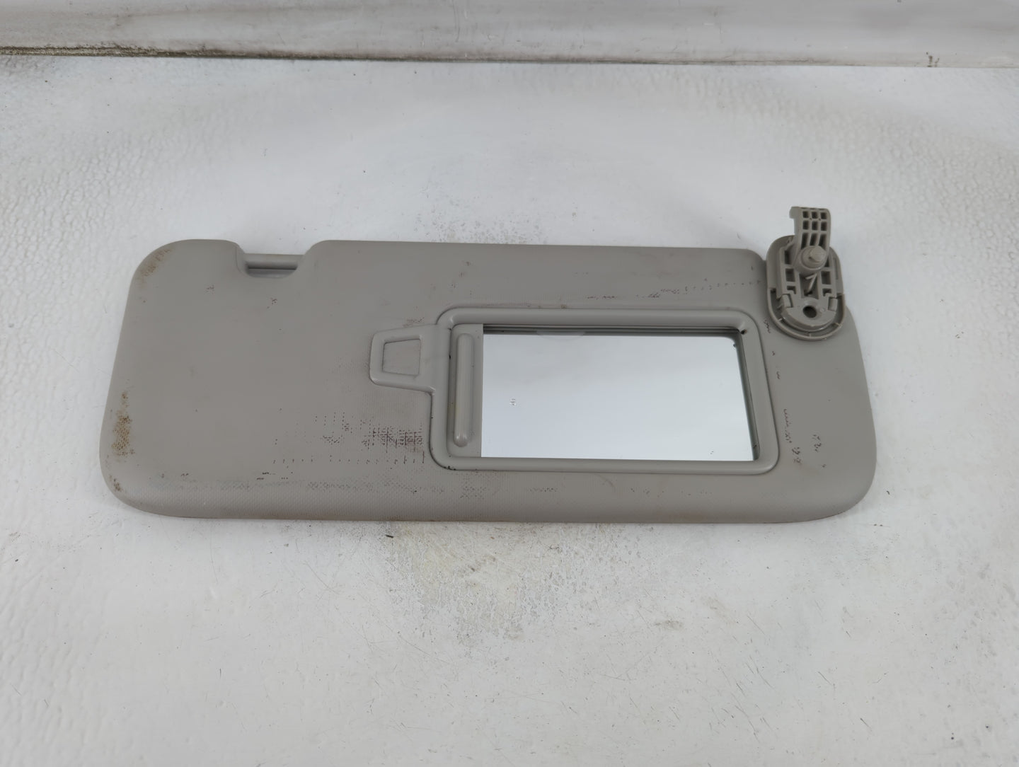 2019-2021 Kia Forte Sun Visor Shade Replacement Passenger Right Mirror Fits Fits 2019 2020 2021 OEM Used Auto Parts - Oemuse