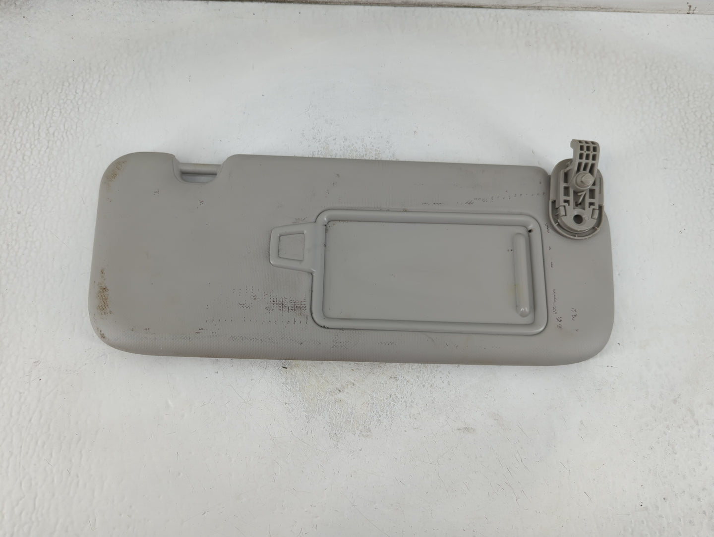 2019-2021 Kia Forte Sun Visor Shade Replacement Passenger Right Mirror Fits Fits 2019 2020 2021 OEM Used Auto Parts - Oemuse