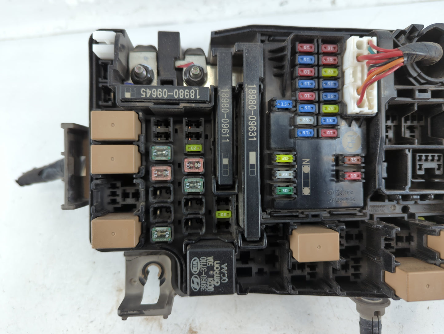 2019-2020 Kia Forte Fusebox Fuse Box Panel Relay Module P/N:P078LA51 91431 M7051 Fits Fits 2019 2020 OEM Used Auto Parts - O