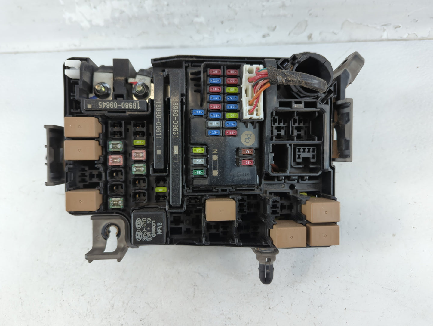 2019-2020 Kia Forte Fusebox Fuse Box Panel Relay Module Fits Fits 2019 2020 OEM Used Auto Parts - Oemusedautoparts1.com