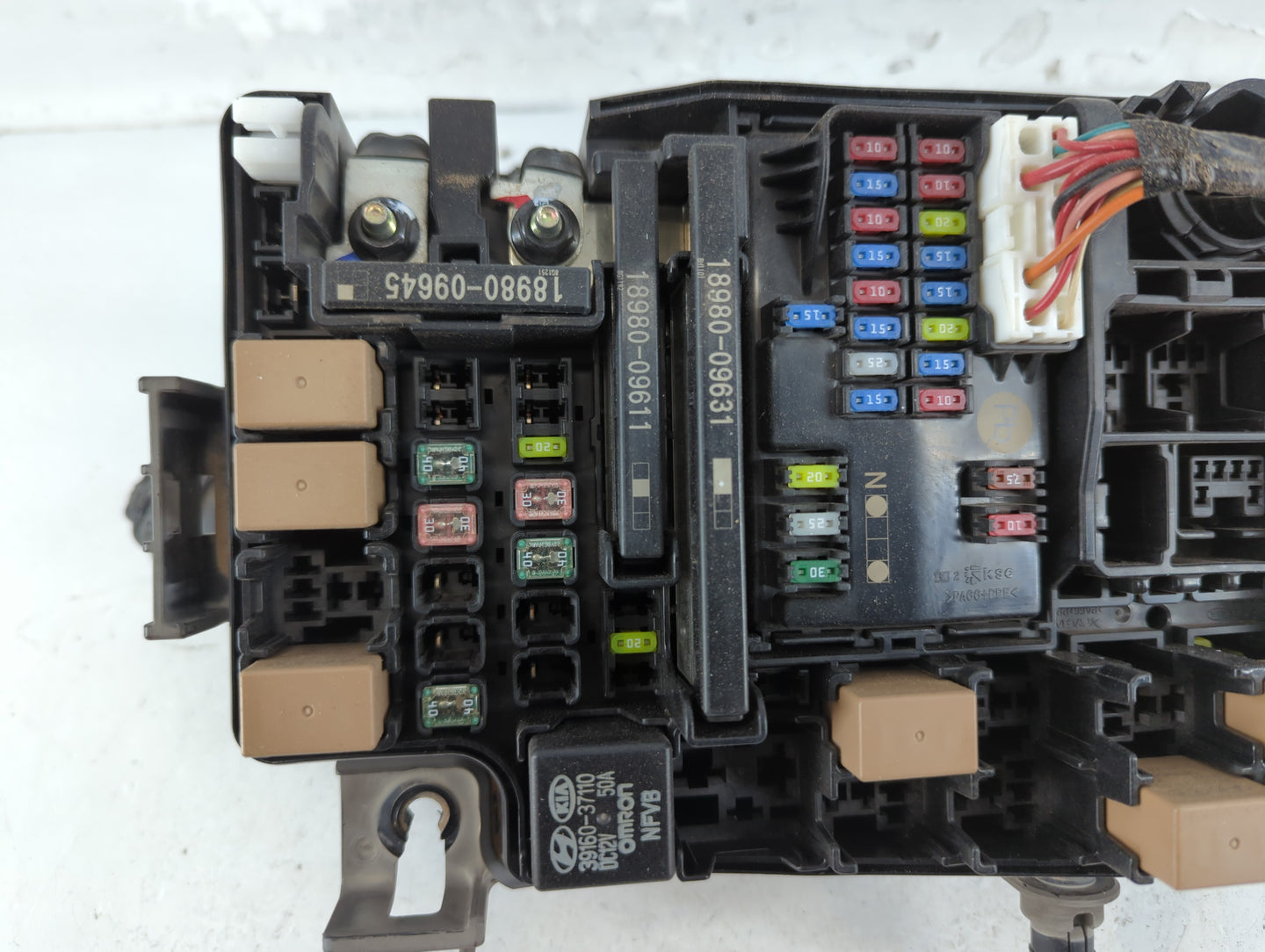 2019-2020 Kia Forte Fusebox Fuse Box Panel Relay Module Fits Fits 2019 2020 OEM Used Auto Parts - Oemusedautoparts1.com