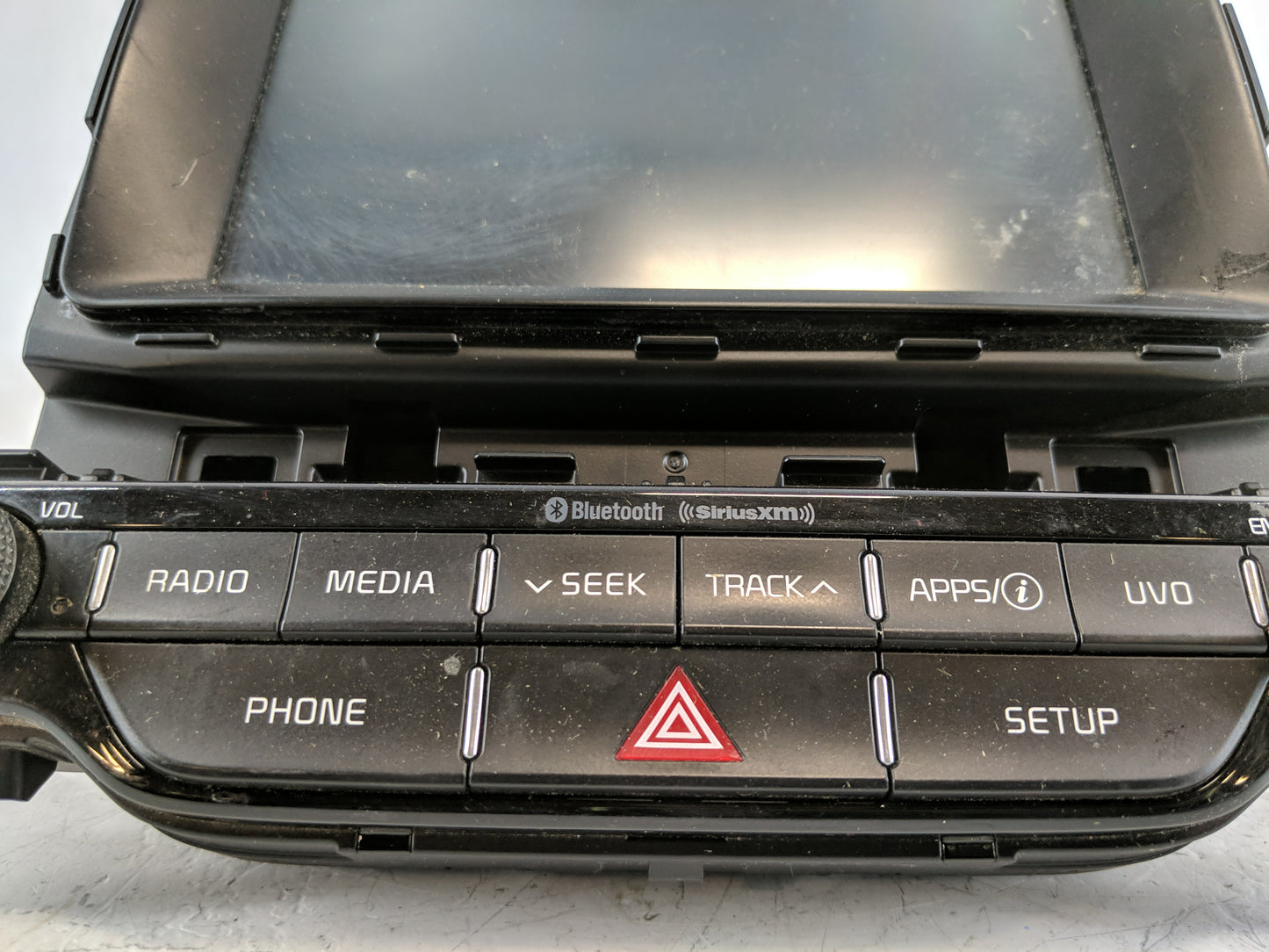2017-2019 Kia Niro Radio AM FM Cd Player Receiver Replacement P/N:96160-G5010 Fits Fits 2017 2018 2019 OEM Used Auto Parts -