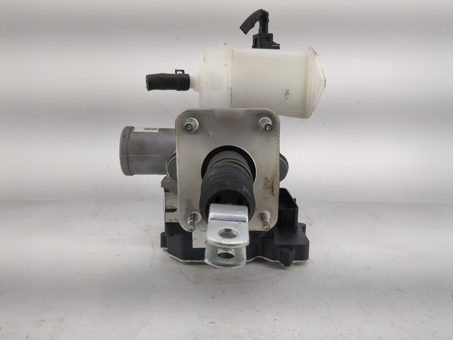 2017-2020 Kia Niro ABS Pump Control Module Replacement P/N:58500-G5300 Fits Fits 2017 2018 2019 2020 OEM Used Auto Parts - O