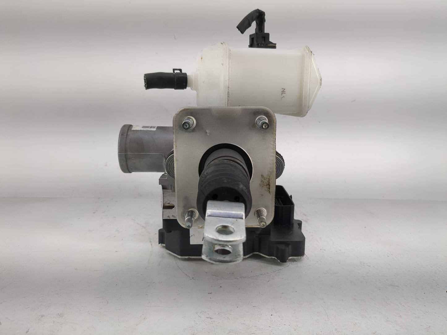 2017-2020 Kia Niro ABS Pump Control Module Replacement P/N:58500-G5300 Fits Fits 2017 2018 2019 2020 OEM Used Auto Parts - O