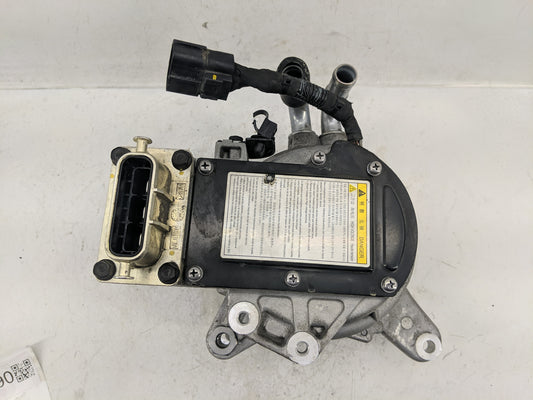 2017-2020 Kia Niro Alternator Replacement Generator Charging Assembly Engine OEM P/N:37390-03900 Fits Fits 2017 2018 2019 20