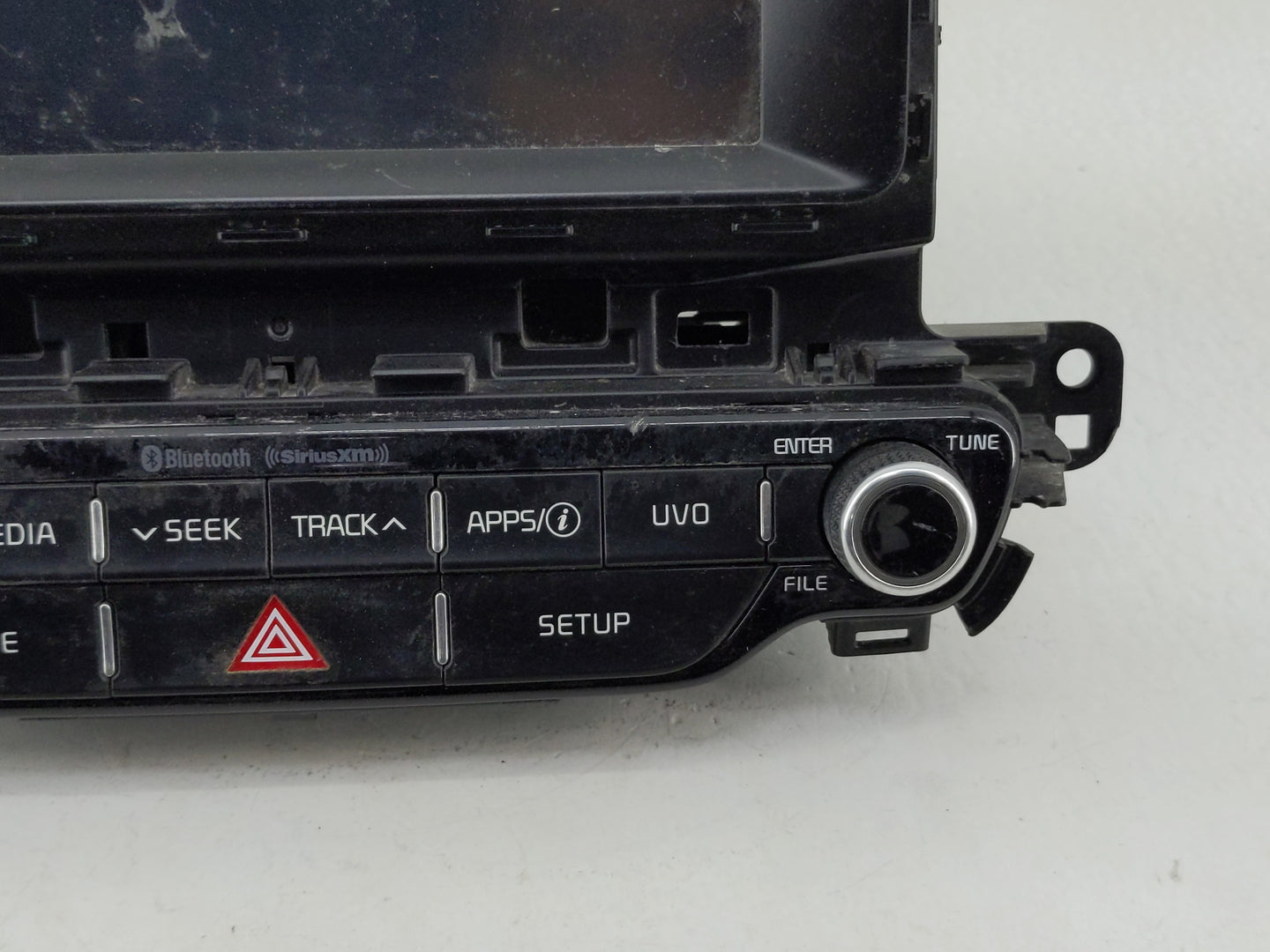 2019 Kia Niro Radio AM FM Cd Player Receiver Replacement P/N:96160-G5010 Fits OEM Used Auto Parts - Oemusedautoparts1.com