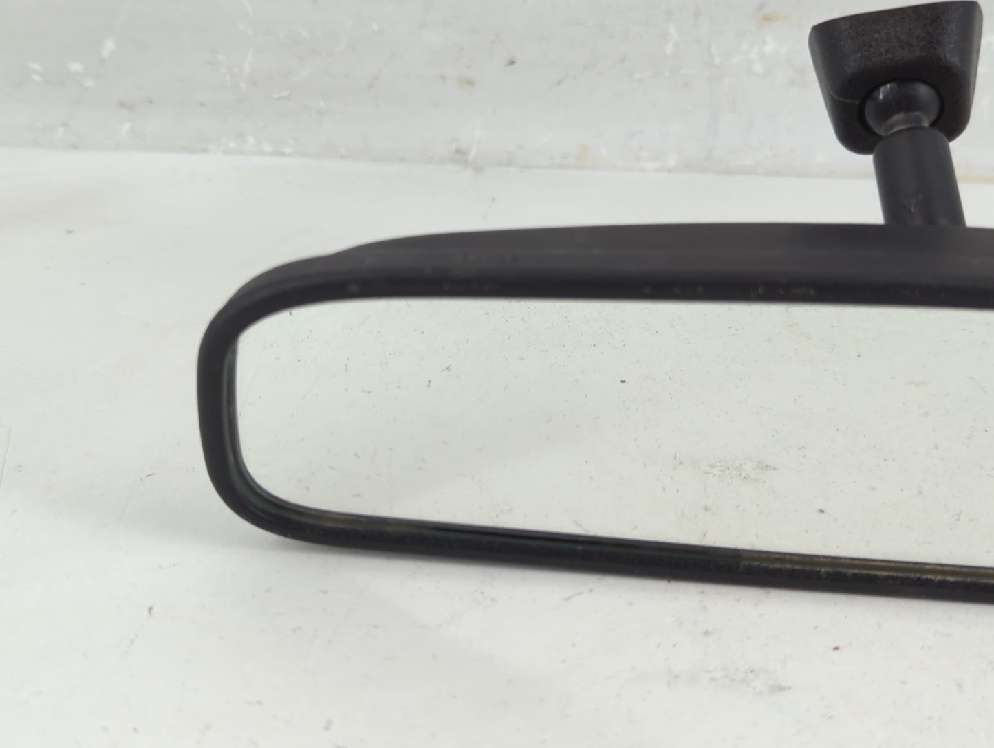 2019 Kia Niro Interior Rear View Mirror Replacement OEM P/N:E4012143 Fits OEM Used Auto Parts - Oemusedautoparts1.com