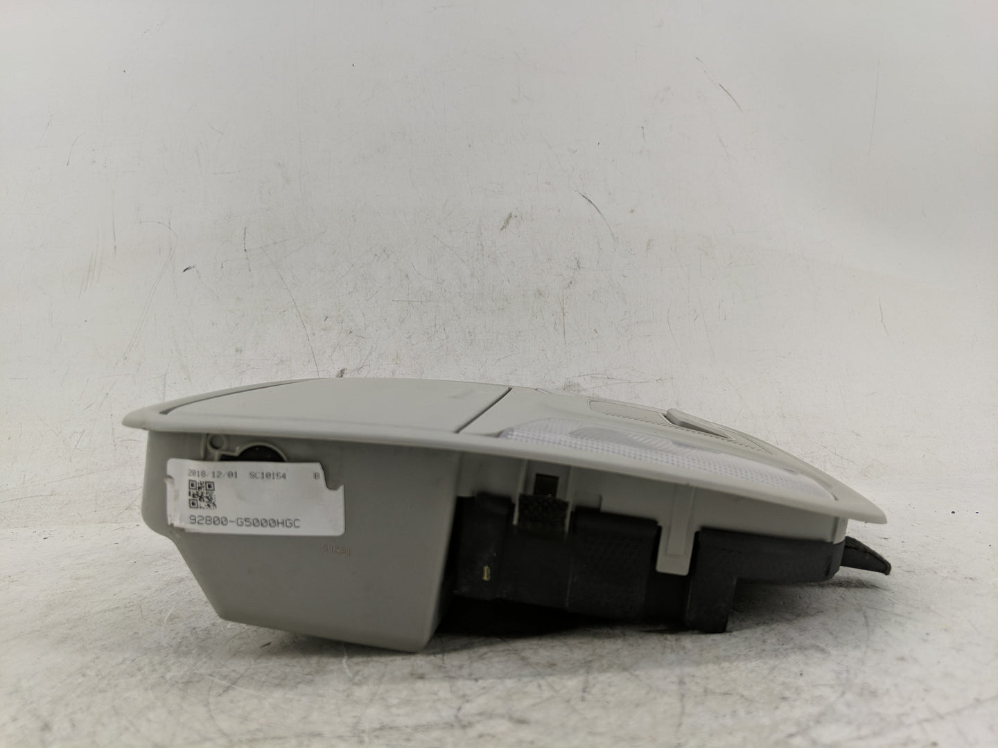 2017-2020 Kia Niro Overhead Roof Console - Oemusedautoparts1.com
