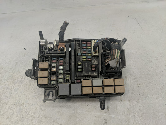 2017-2019 Kia Niro Fusebox Fuse Box Panel Relay Module P/N:91211-G5101 Fits Fits 2017 2018 2019 OEM Used Auto Parts - Oemuse