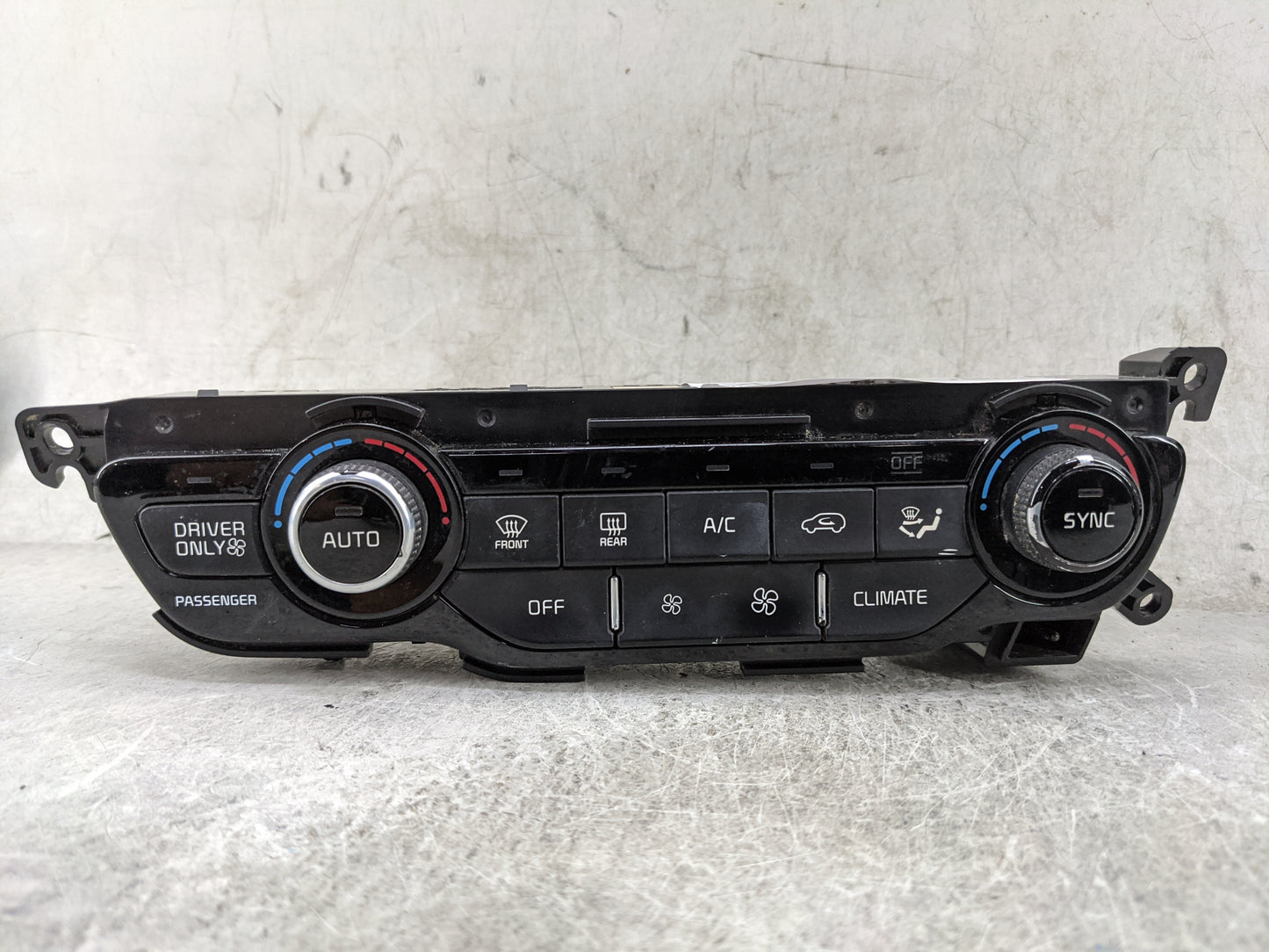 2019 Kia Niro Climate Control Module Temperature AC/Heater Replacement P/N:97250G5180 97250-G5XXX Fits OEM Used Auto Parts -
