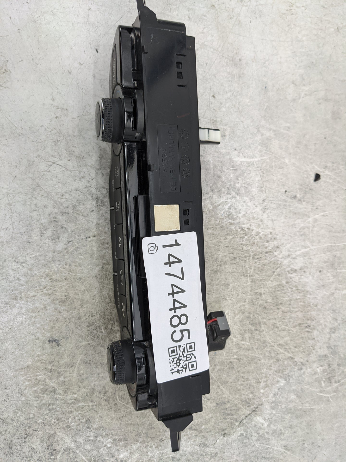 2019 Kia Niro Climate Control Module Temperature AC/Heater Replacement P/N:97250G5180 97250-G5XXX Fits OEM Used Auto Parts -