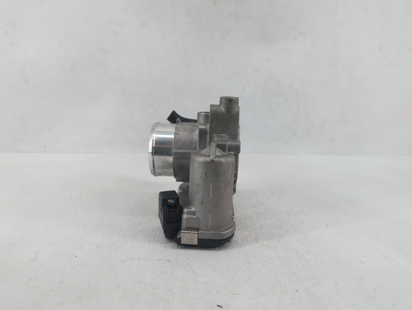 2017-2020 Kia Niro Throttle Body P/N:35100-03HA0 Fits Fits 2017 2018 2019 2020 2021 2022 OEM Used Auto Parts - Oemusedautopa