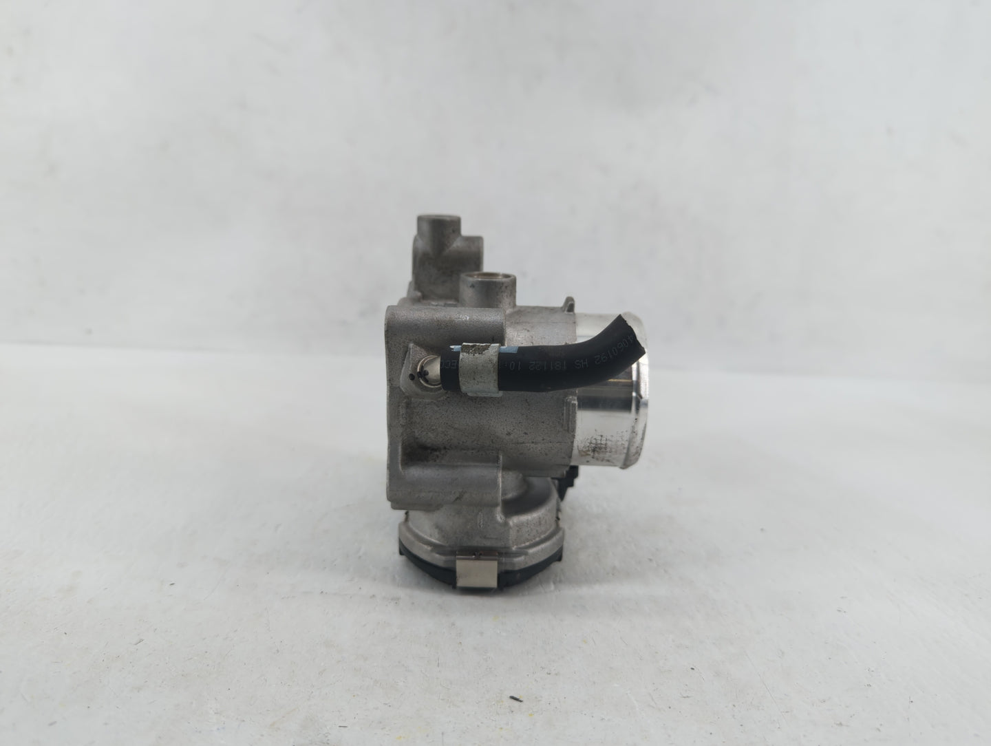 2017-2020 Kia Niro Throttle Body P/N:35100-03HA0 Fits Fits 2017 2018 2019 2020 2021 2022 OEM Used Auto Parts - Oemusedautopa