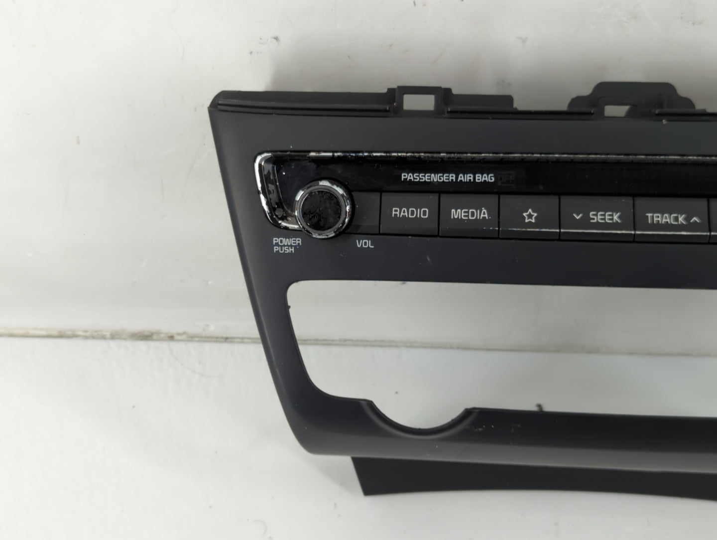 2016-2019 Kia Optima Radio AM FM Cd Player Receiver Replacement P/N:5GAD 96540D5GA0 Fits Fits 2016 2017 2018 2019 OEM Used A