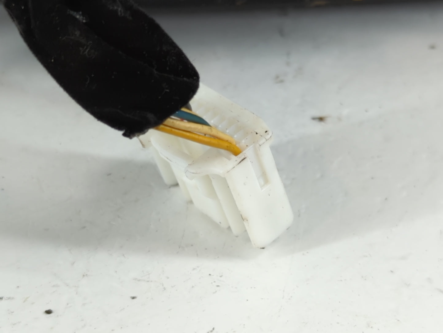 2019 Kia Optima Side Mirror Replacement Driver Left View Door Mirror P/N:87610-D5150ADR Fits OEM Used Auto Parts - Oemusedau