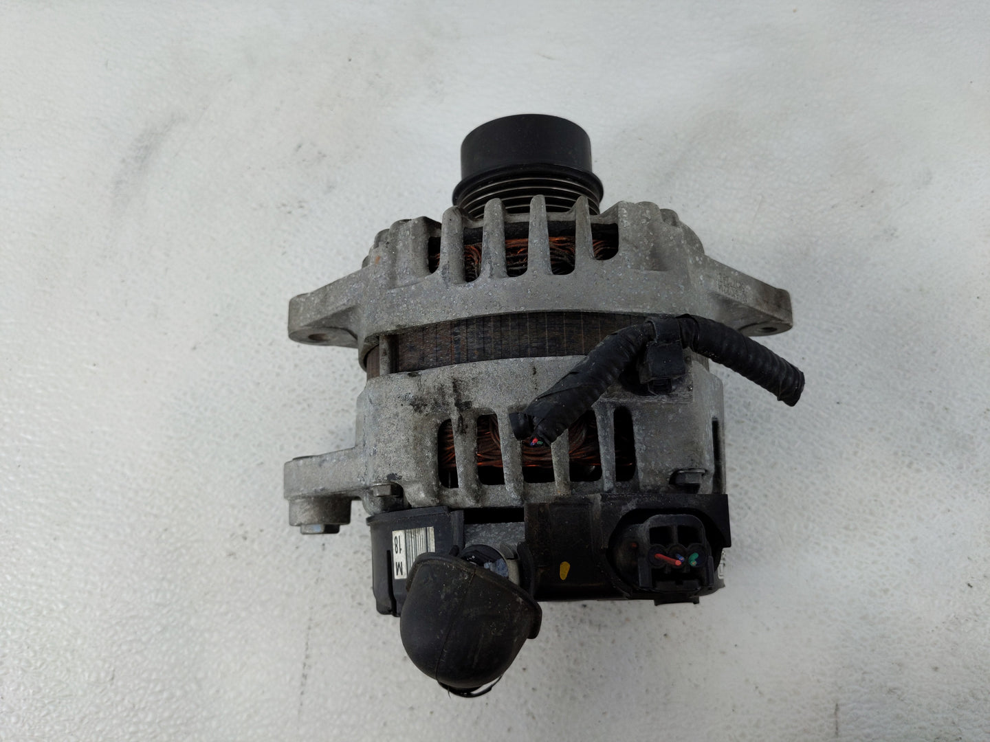 2016-2020 Kia Optima Alternator Replacement Generator Charging Assembly Engine OEM P/N:37300-2B960 Fits OEM Used Auto Parts 